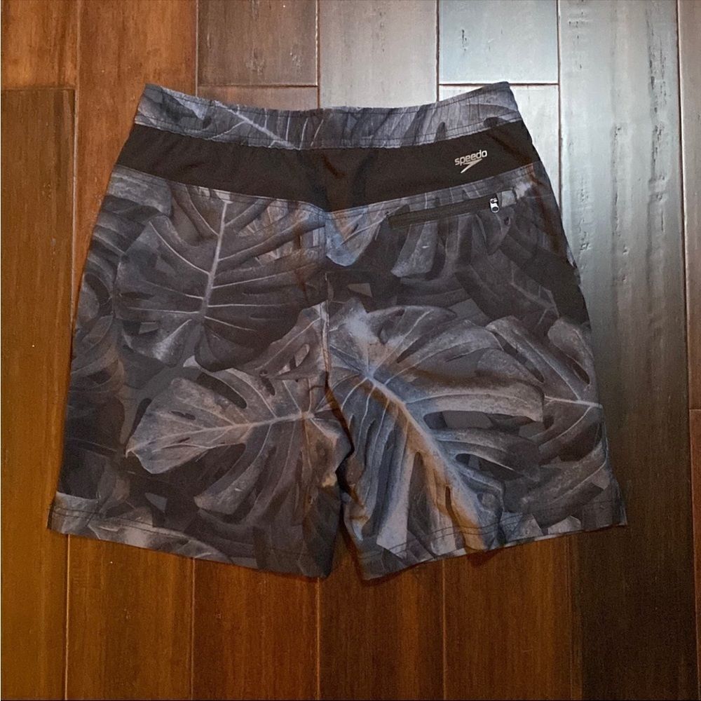 Speedo Men Shorts View 5